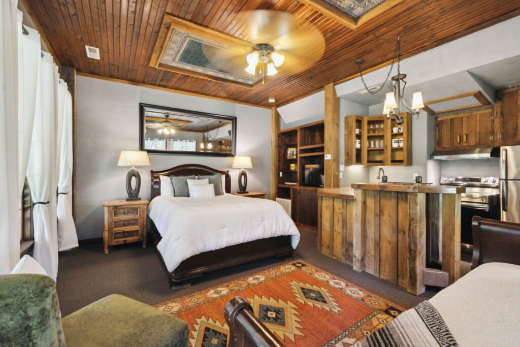 Dark Horse Recording Studio near Nashville, where stars like Taylor Swift and Dolly Parton recorded, is for sale at $24m with a luxury 10-acre estate and manor house.