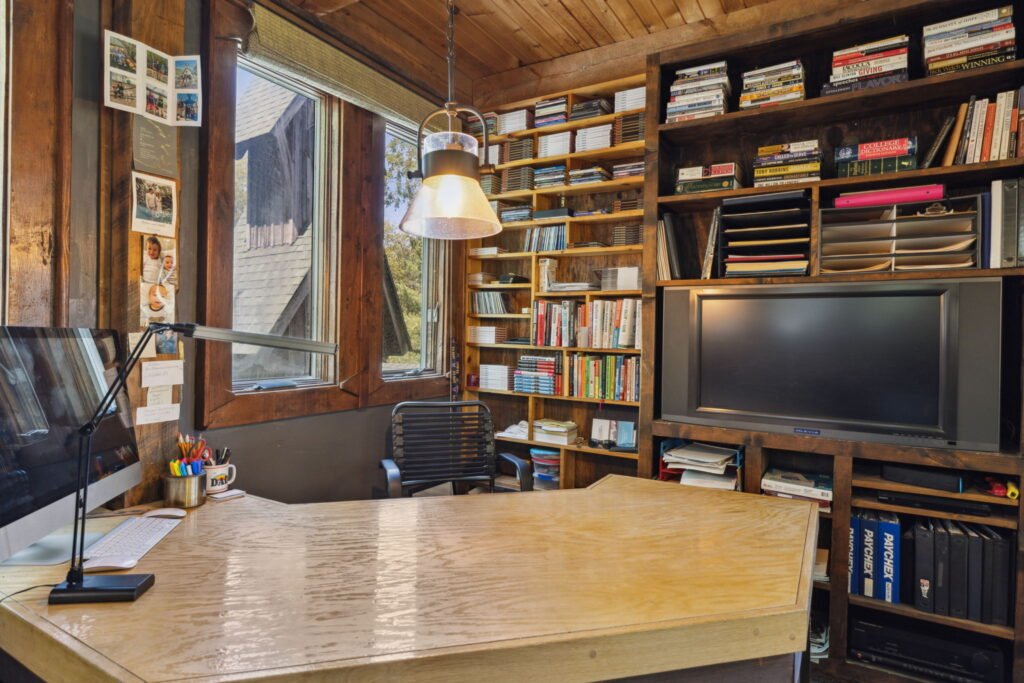 Dark Horse Recording Studio near Nashville, where stars like Taylor Swift and Dolly Parton recorded, is for sale at $24m with a luxury 10-acre estate and manor house.