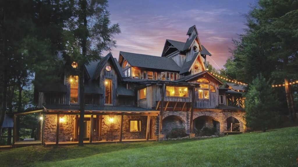 Dark Horse Recording Studio near Nashville, where stars like Taylor Swift and Dolly Parton recorded, is for sale at $24m with a luxury 10-acre estate and manor house.