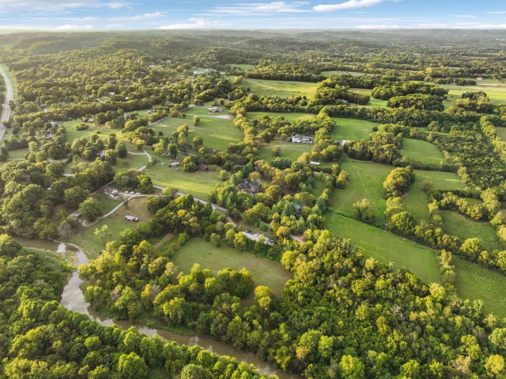 Dark Horse Recording Studio near Nashville, where stars like Taylor Swift and Dolly Parton recorded, is for sale at $24m with a luxury 10-acre estate and manor house.