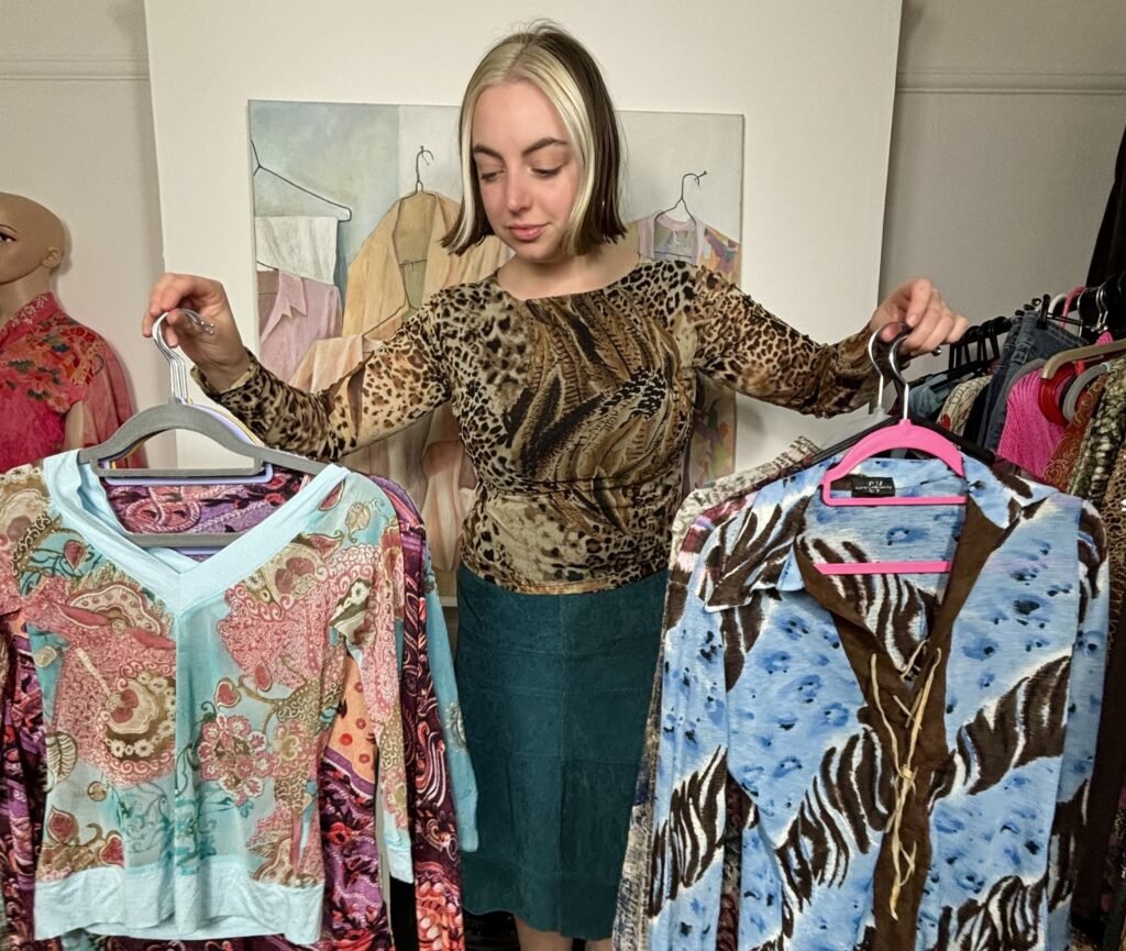 Anna Cash Davidson, 27, turned her love of vintage into a booming side hustle, boosting profits 130% by reselling online with smart sourcing and trend-savvy tips.