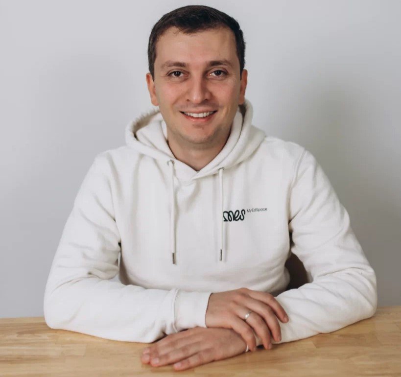 Burned out UK teachers are leaving classrooms for MyEdSpace, earning up to £100k through live-streamed lessons that make quality education affordable for all.