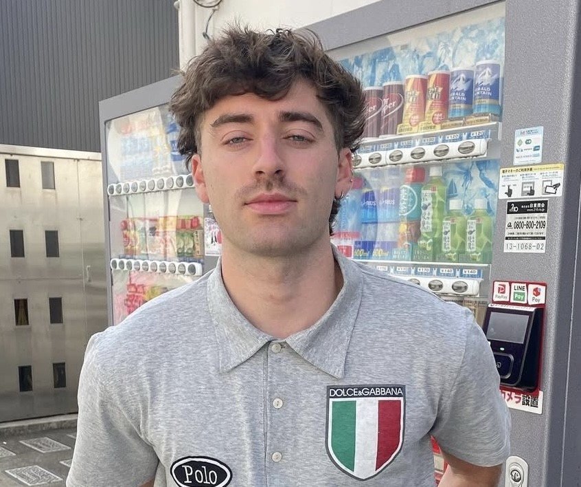 TikToker Carmie Sellitto spends £175 on a rare square-shaped Japanese watermelon and declares it the sweetest, juiciest fruit he’s ever tasted, rating it 10/10.