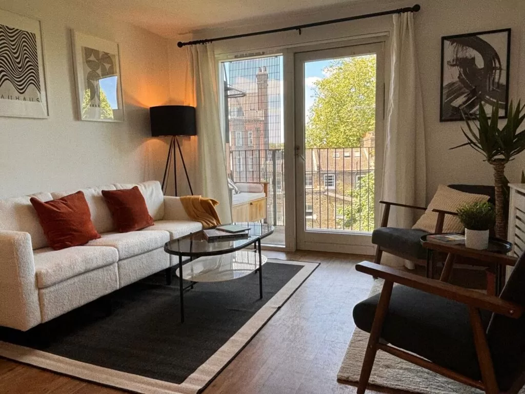 Home staging expert Sonja Townsend shares five powerful tips to sell your home fast, from decluttering and neutral décor to defining spaces and creating buyer appeal.